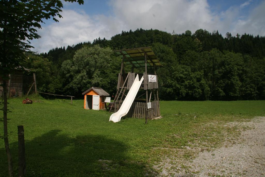 Guest House Kveder Škofja Loka Eksteriør bilde