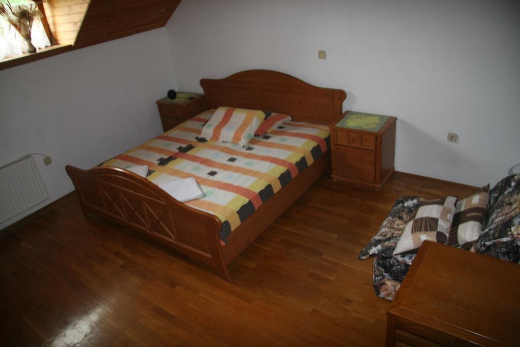 Guest House Kveder Škofja Loka Rom bilde